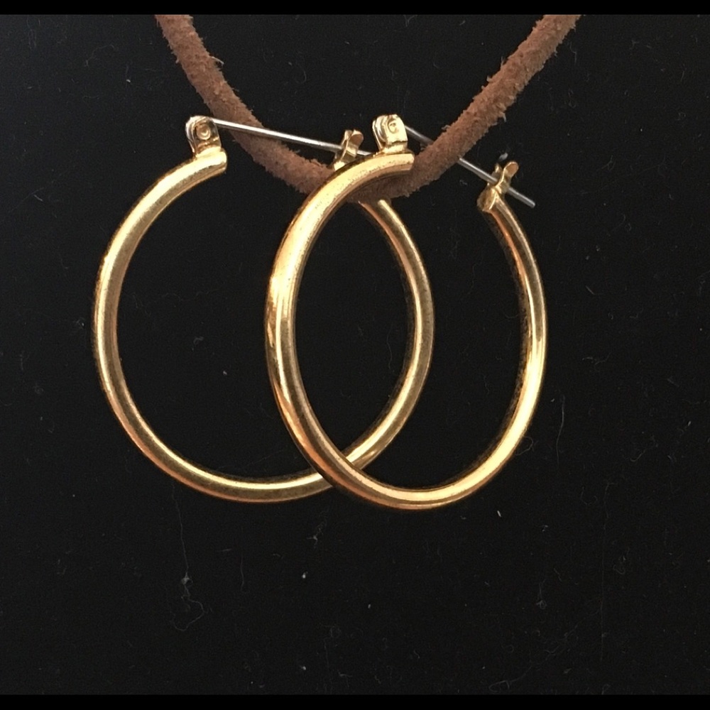 Gold tone hollow hoops